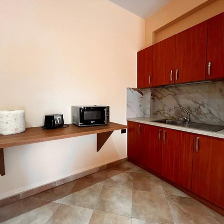Vila Papa Durrës Exteriör bild