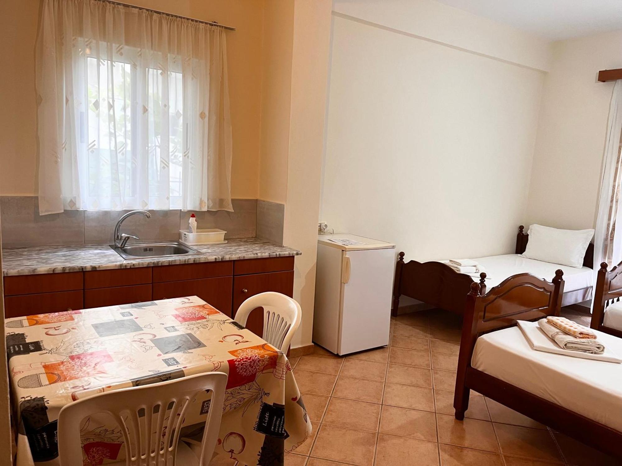 Vila Papa Durrës Exteriör bild
