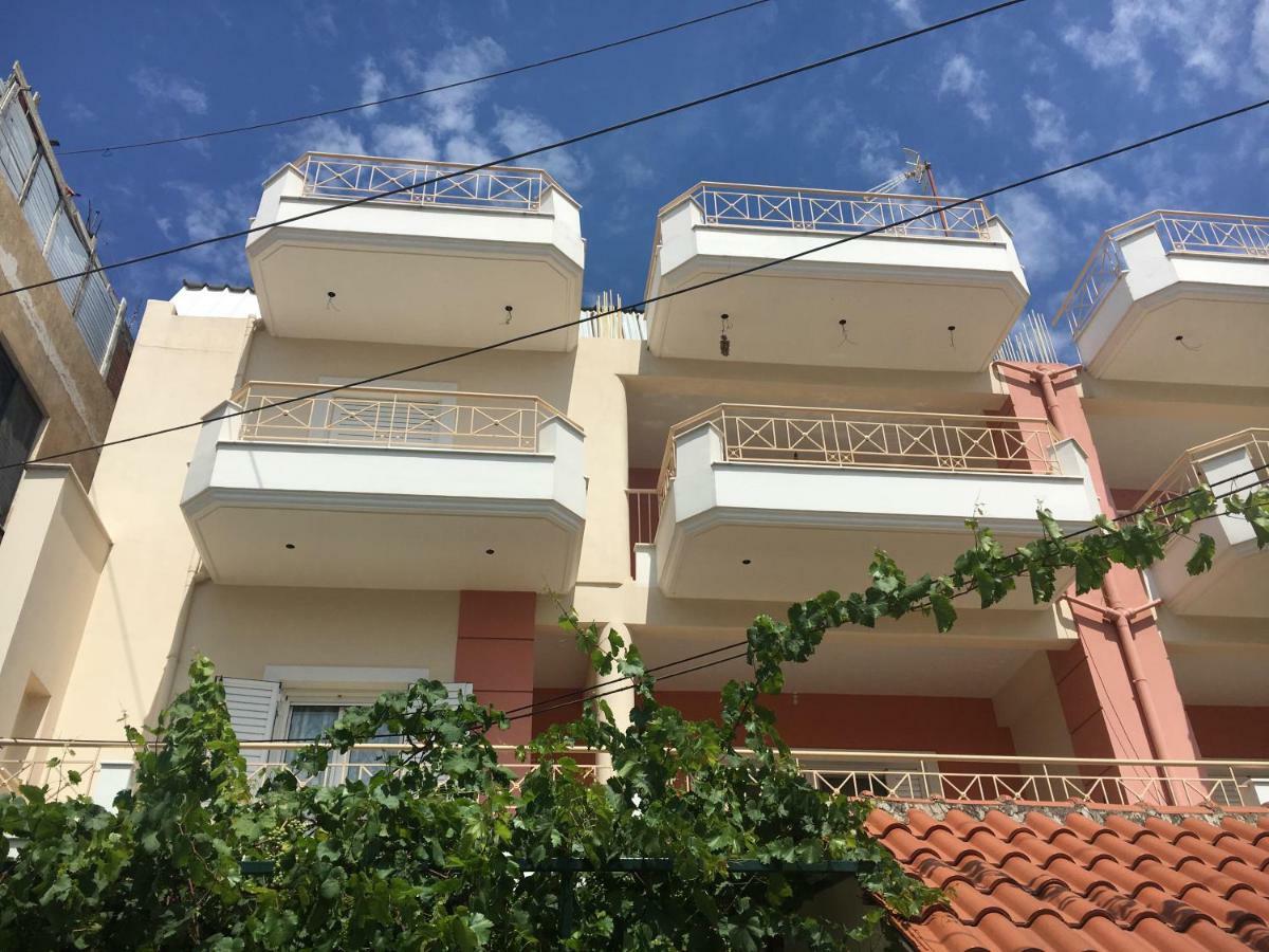 Vila Papa Durrës Exteriör bild